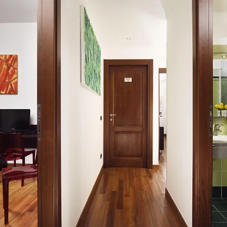 بيت ضيافة Colosseo Panorama By Ghor روما